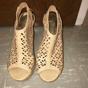 Tan flower eyelet wedges